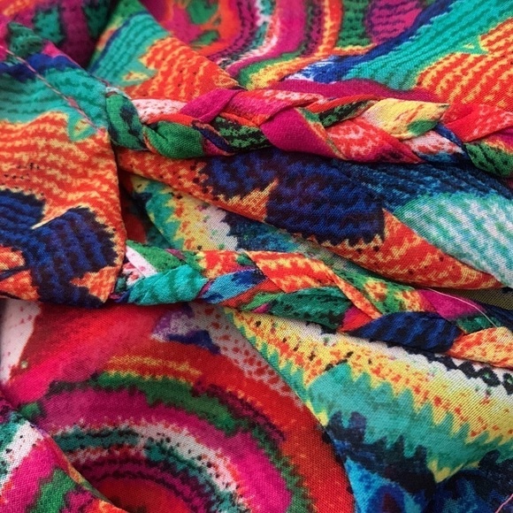 🔥🔥Xtaren Multicolored Top size M - Picture 6 of 7